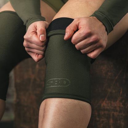 Powerlifting Knee Sleeves (Resolve Range)